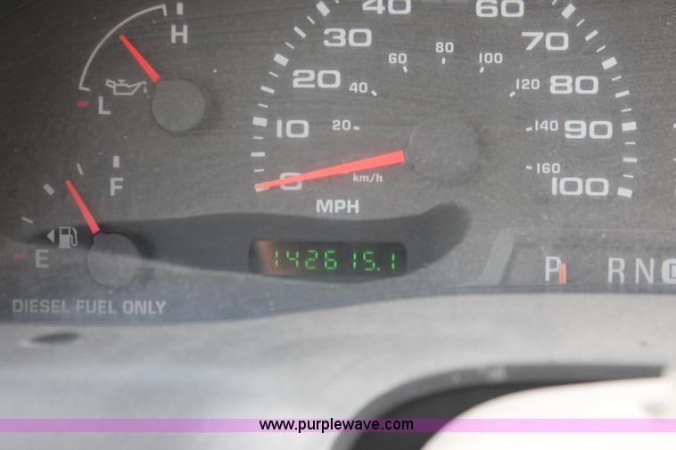 image for item H8413 2004 Ford F450 Super Duty XL stake truck