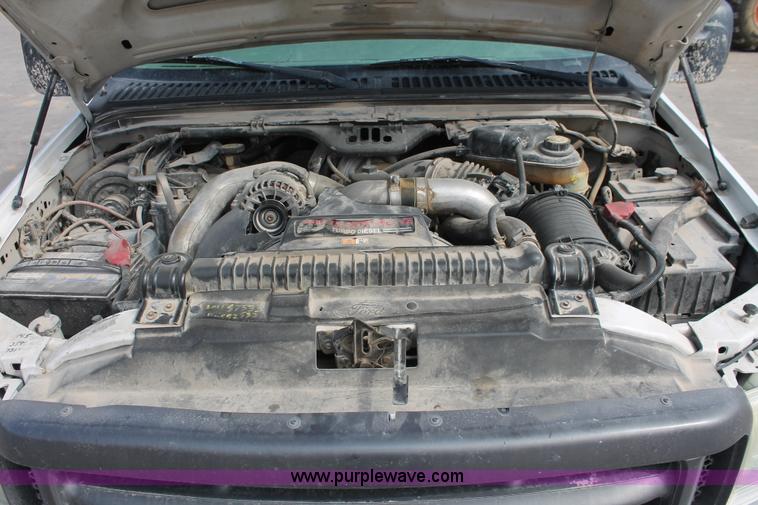 image for item H8413 2004 Ford F450 Super Duty XL stake truck