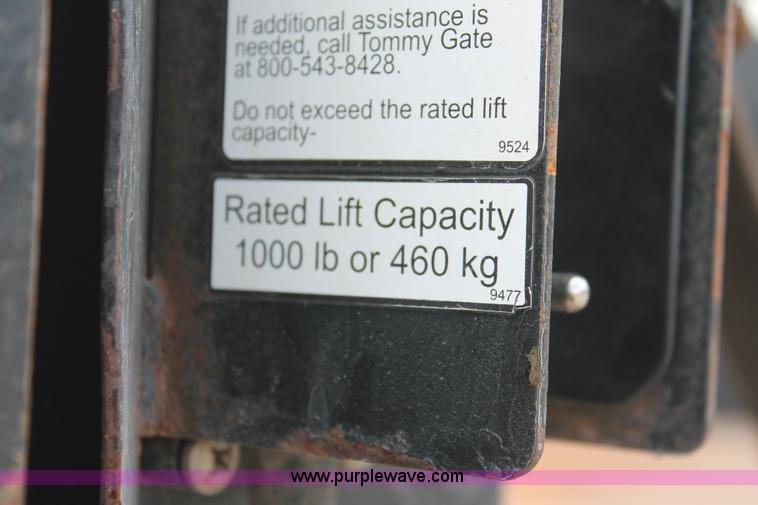 image for item H8413 2004 Ford F450 Super Duty XL stake truck