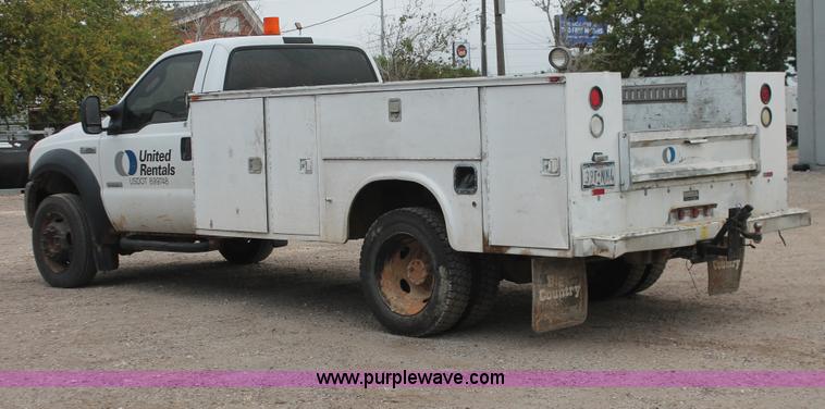 image for item H8415 2007 Ford F550 Super Duty XL utility truck