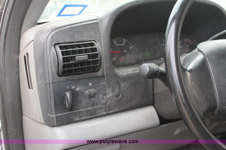 image for item H8415 2007 Ford F550 Super Duty XL utility truck
