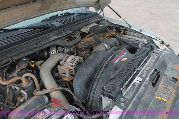 image for item H8415 2007 Ford F550 Super Duty XL utility truck