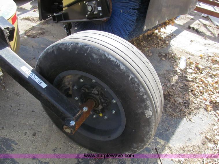 image for item AR9121 Land Pride RCF3010 10' rotary mower