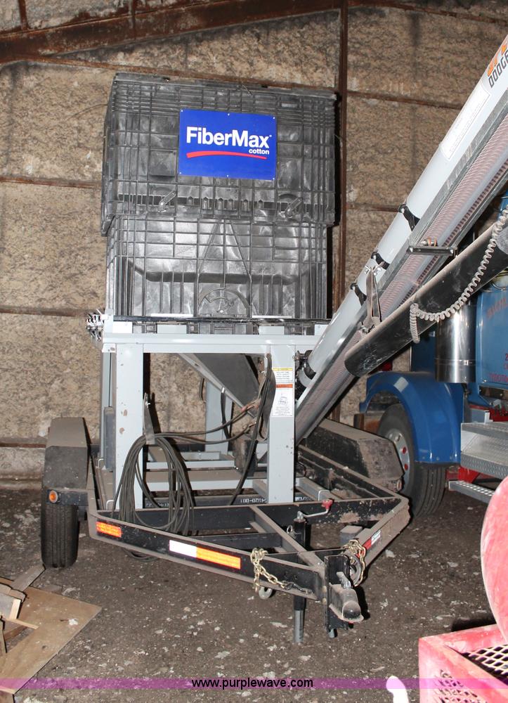 image for item C3615 CrustBuster Tote E 90782400 two box seed tote