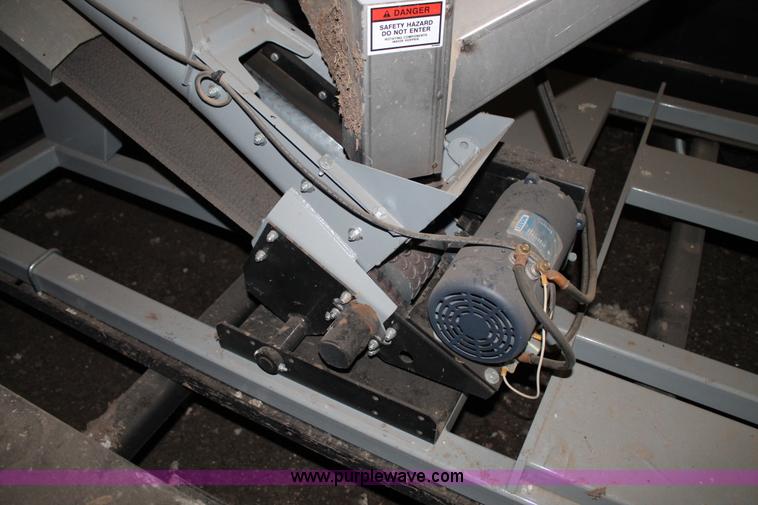 image for item C3615 CrustBuster Tote E 90782400 two box seed tote