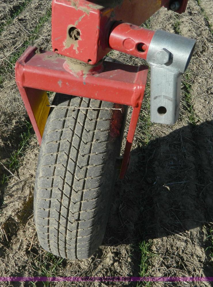 image for item D6071 New Holland HT154 wheel hay rake