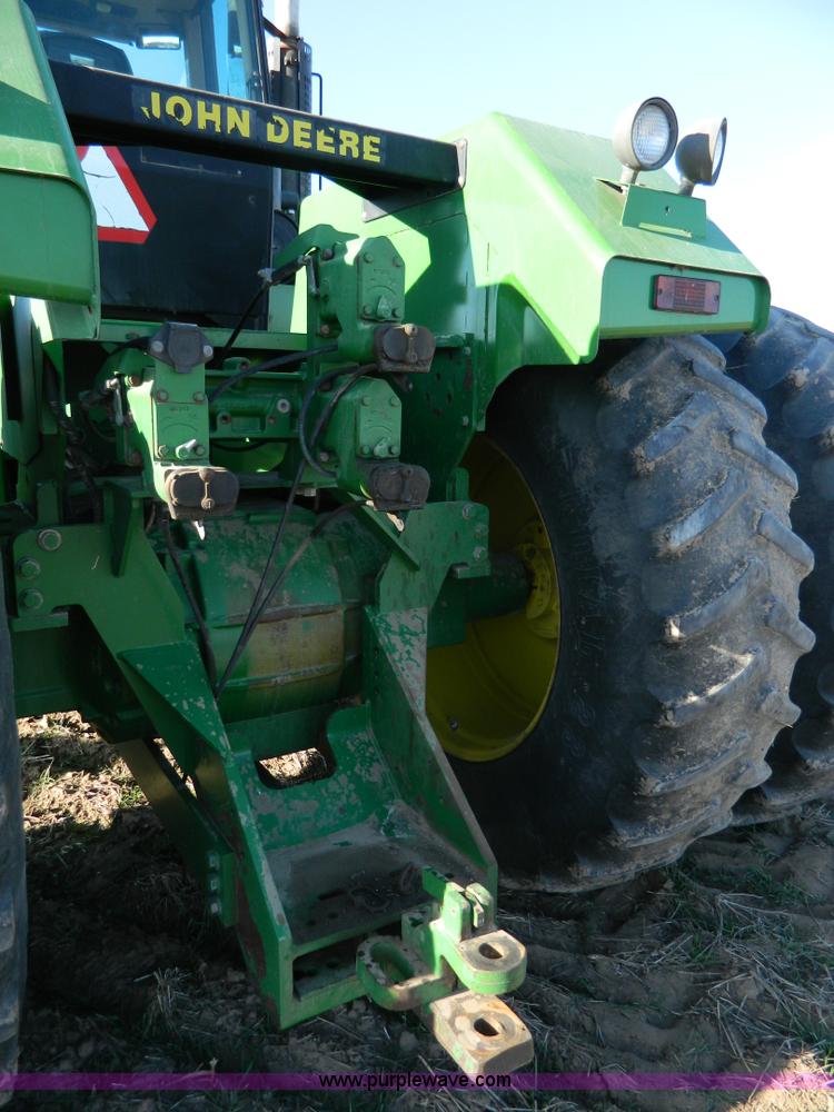 image for item D6072 1990 John Deere 8760 4WD tractor
