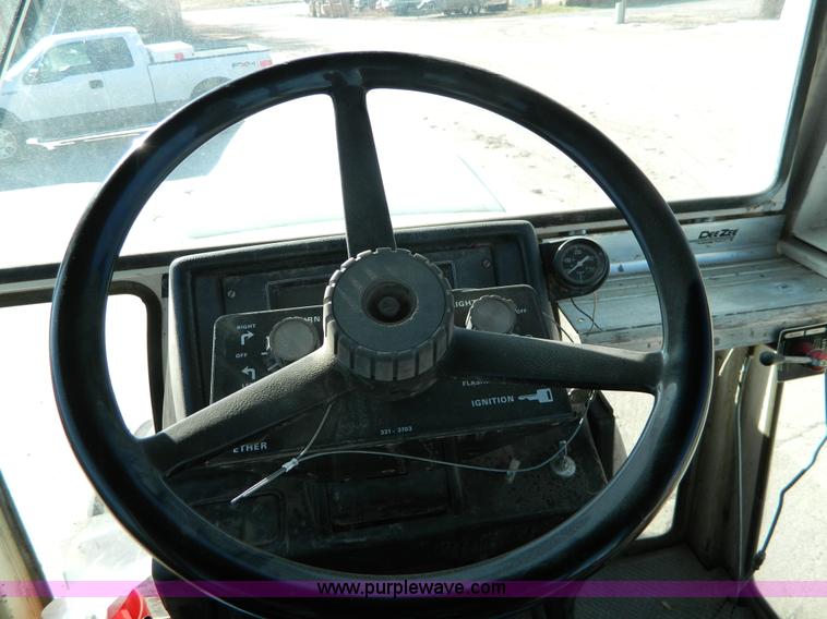 image for item D6073 1979 Case 2590 tractor