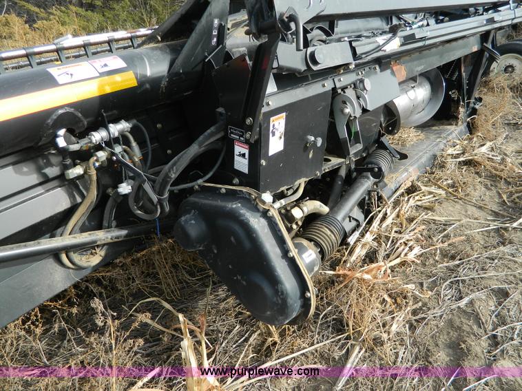 image for item D6075 2008 MacDon FD70 40' flex draper head