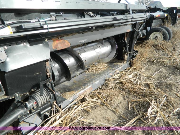 image for item D6075 2008 MacDon FD70 40' flex draper head