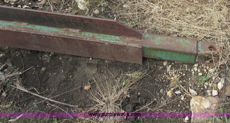 image for item F5445 Sunflower 9410 15' grain drill