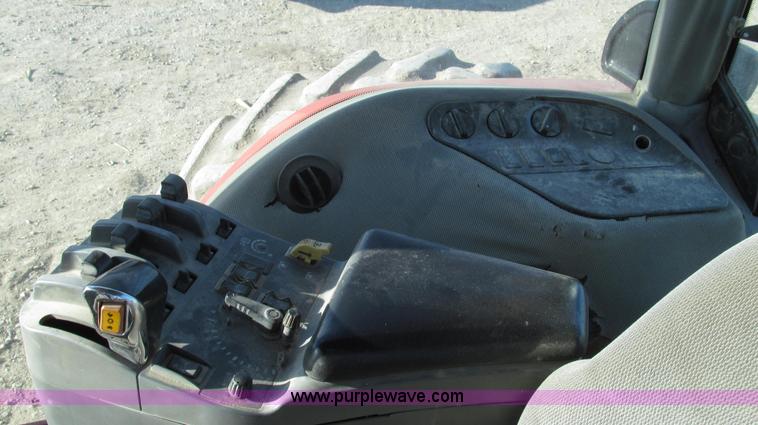 image for item G2186 1999 Case IH MX270 Magnum MFWD tractor