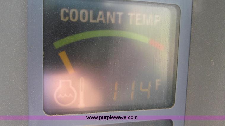 image for item G2186 1999 Case IH MX270 Magnum MFWD tractor