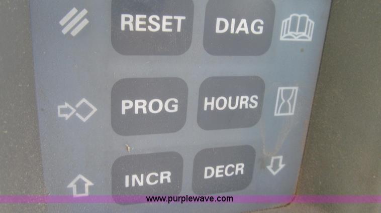 image for item G2186 1999 Case IH MX270 Magnum MFWD tractor