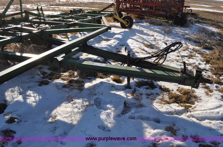 image for item G6198 John Deere 1610 chisel