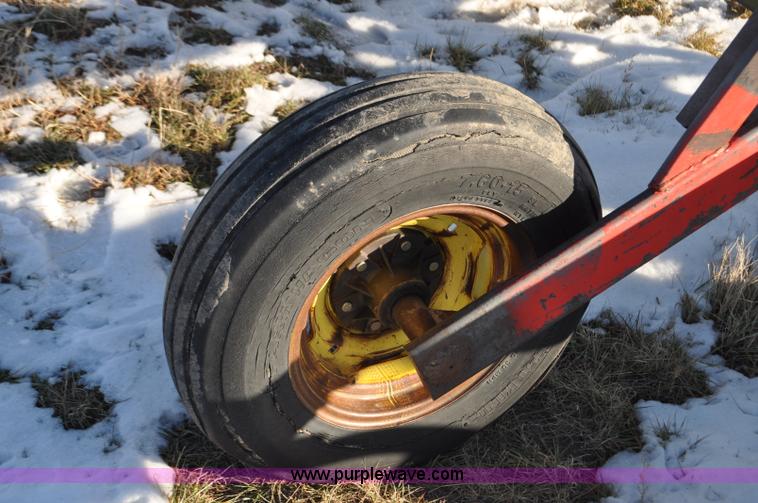 image for item G6198 John Deere 1610 chisel