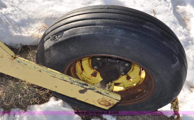 image for item G6198 John Deere 1610 chisel