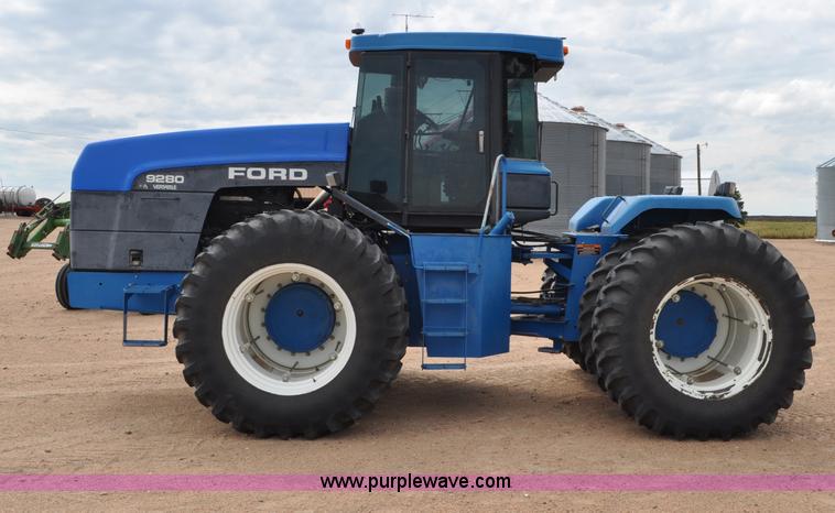 image for item G6201 1995 New Holland 9280 4WD tractor