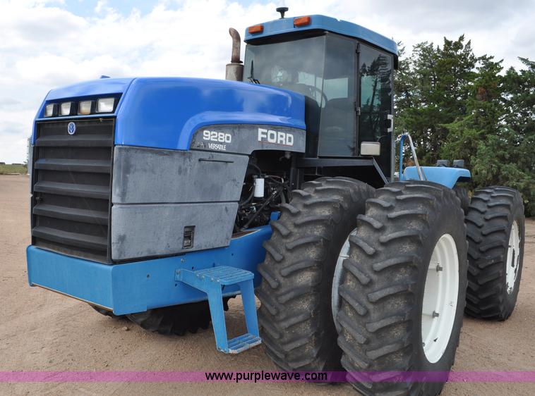 image for item G6201 1995 New Holland 9280 4WD tractor