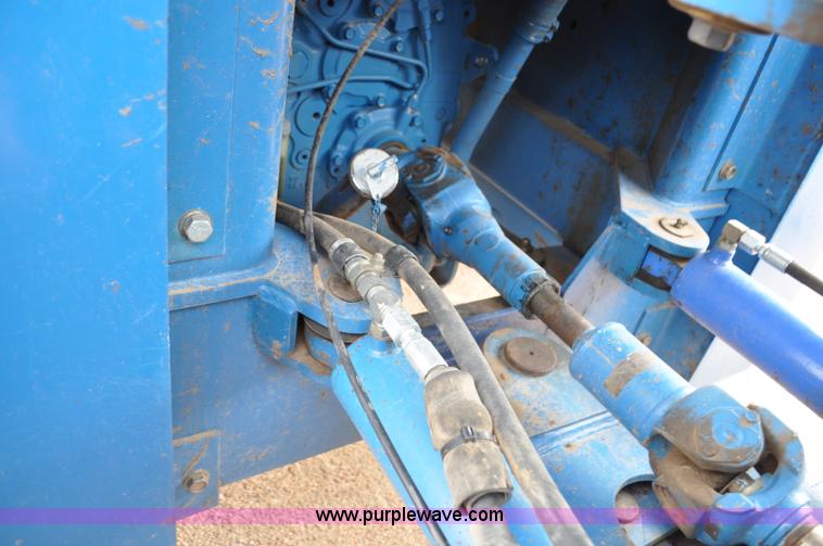 image for item G6201 1995 New Holland 9280 4WD tractor