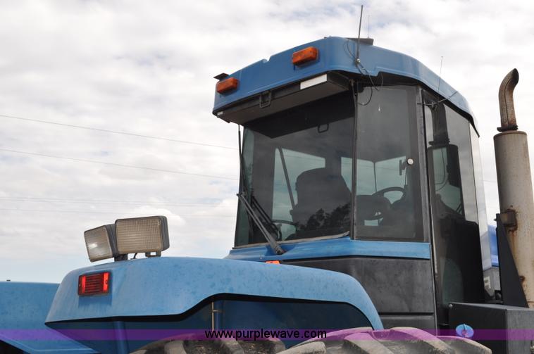 image for item G6201 1995 New Holland 9280 4WD tractor