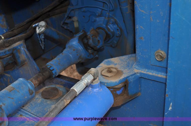 image for item G6201 1995 New Holland 9280 4WD tractor