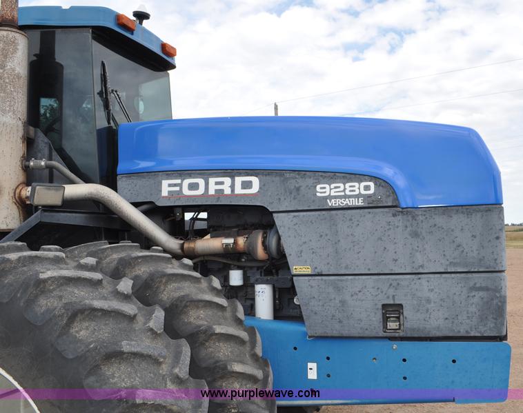 image for item G6201 1995 New Holland 9280 4WD tractor