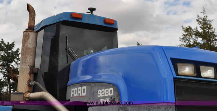 image for item G6201 1995 New Holland 9280 4WD tractor