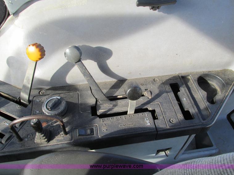 image for item G9384 1990 Case IH 5140 tractor