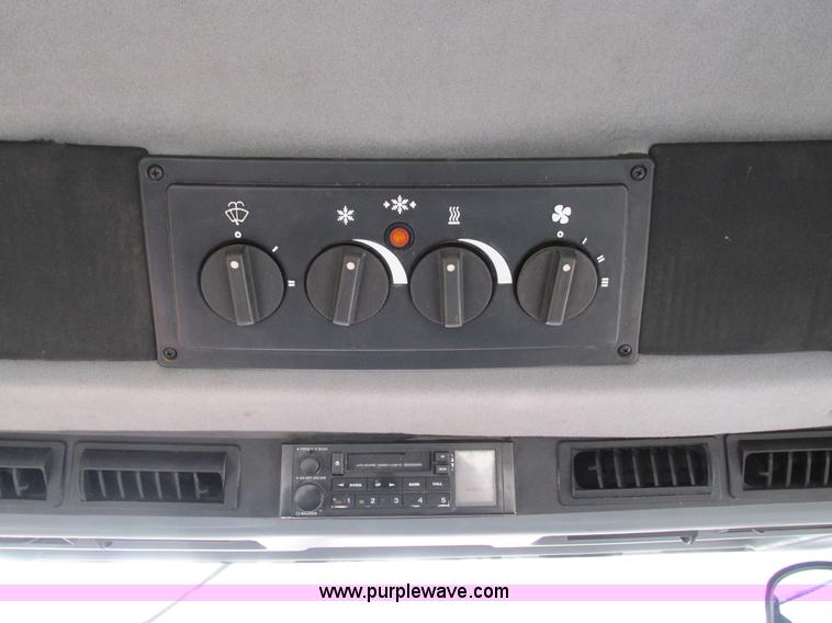 image for item G9384 1990 Case IH 5140 tractor