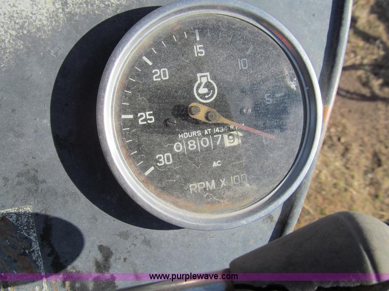 image for item G9719 International 354 tractor