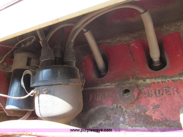 image for item G9719 International 354 tractor