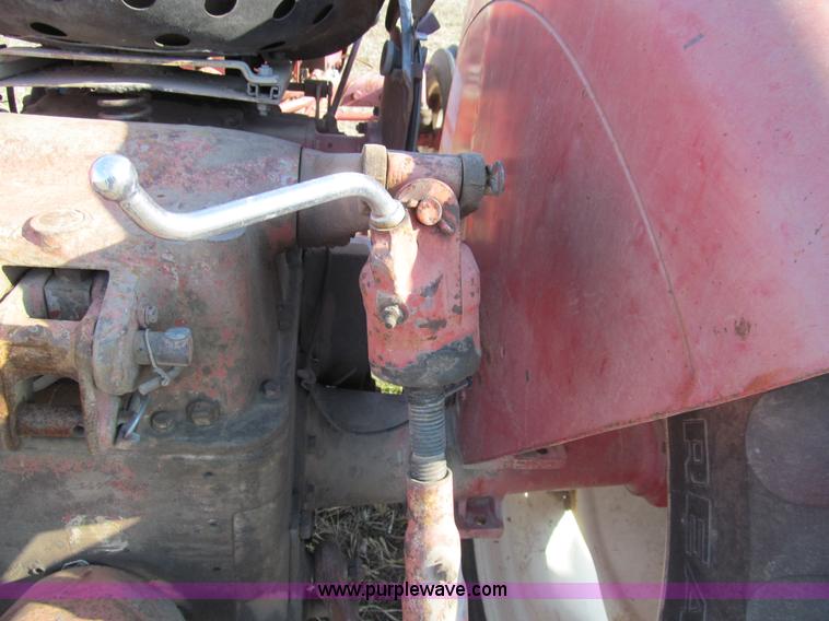 image for item G9719 International 354 tractor