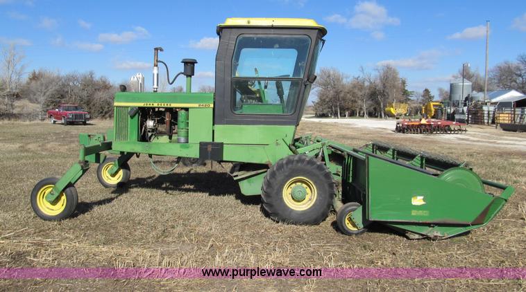 image for item G9722 1982 John Deere 2420 self-propelled swather