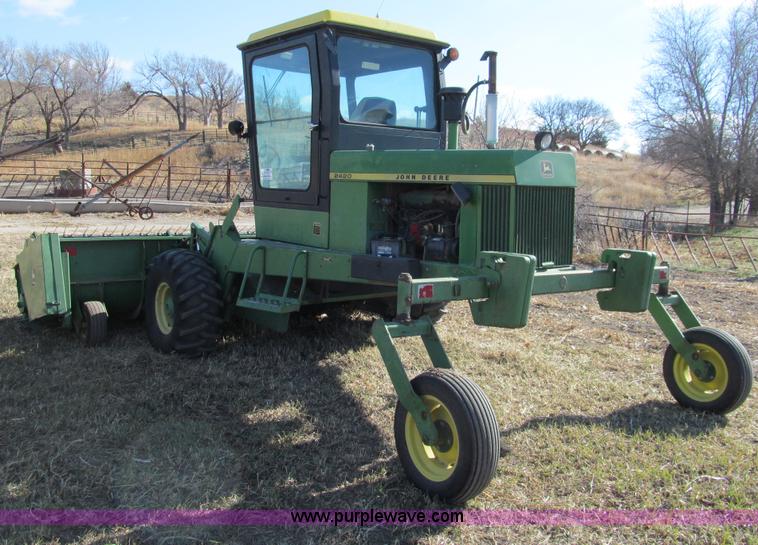 image for item G9722 1982 John Deere 2420 self-propelled swather