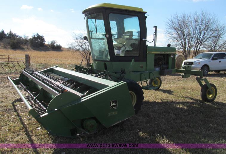 image for item G9722 1982 John Deere 2420 self-propelled swather