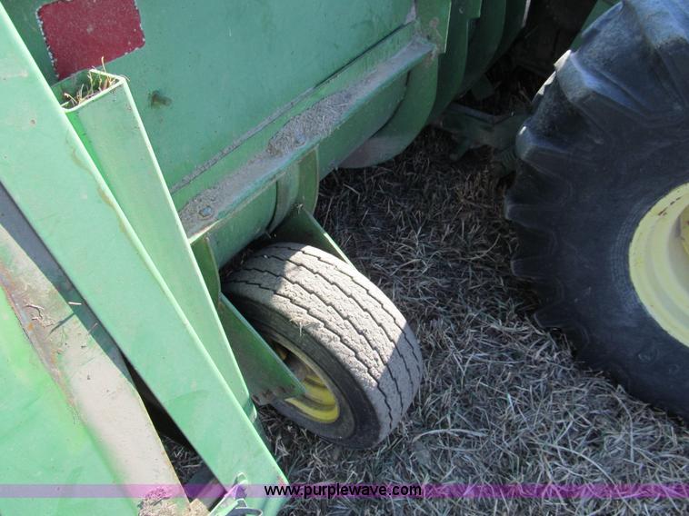 image for item G9722 1982 John Deere 2420 self-propelled swather