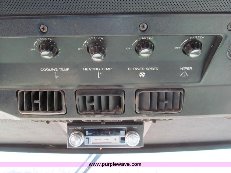 image for item G9722 1982 John Deere 2420 self-propelled swather