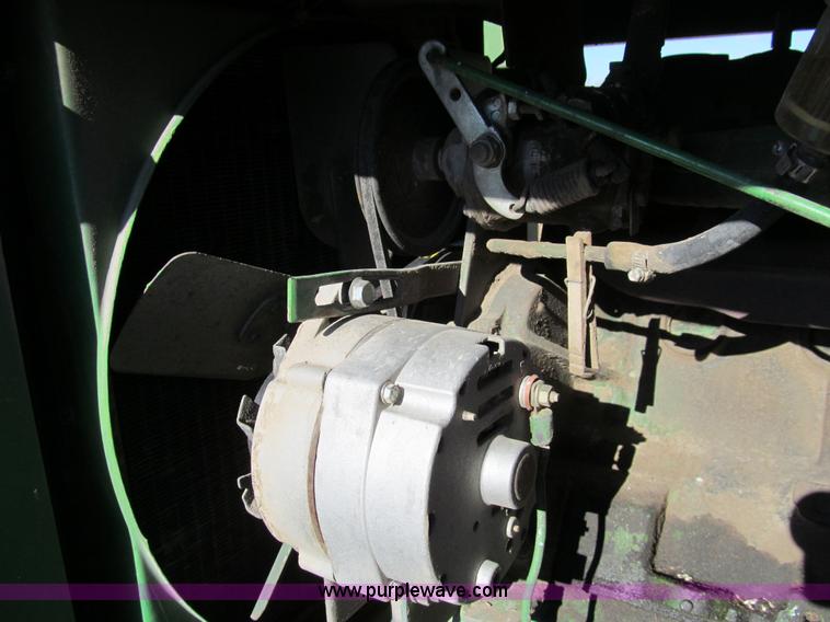 image for item G9722 1982 John Deere 2420 self-propelled swather