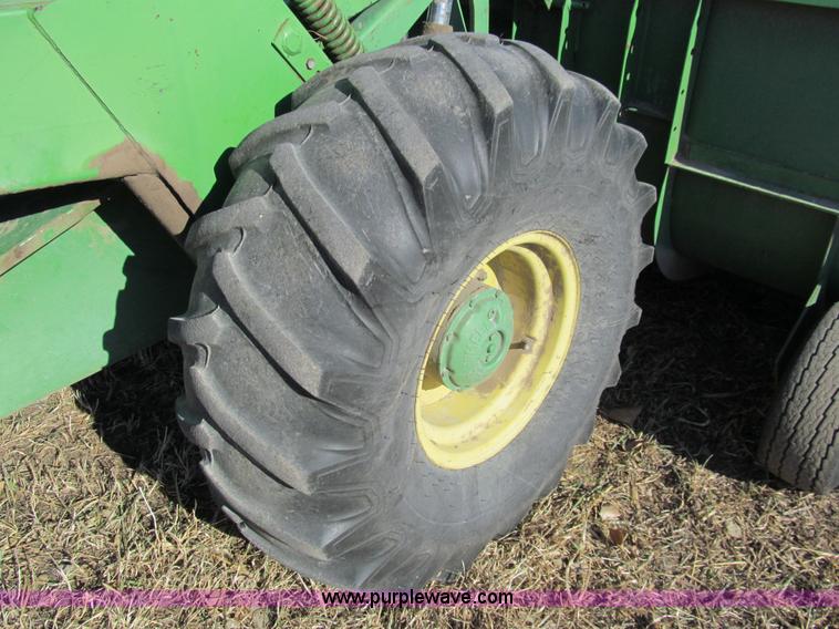 image for item G9722 1982 John Deere 2420 self-propelled swather