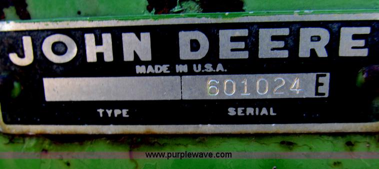 image for item G9722 1982 John Deere 2420 self-propelled swather