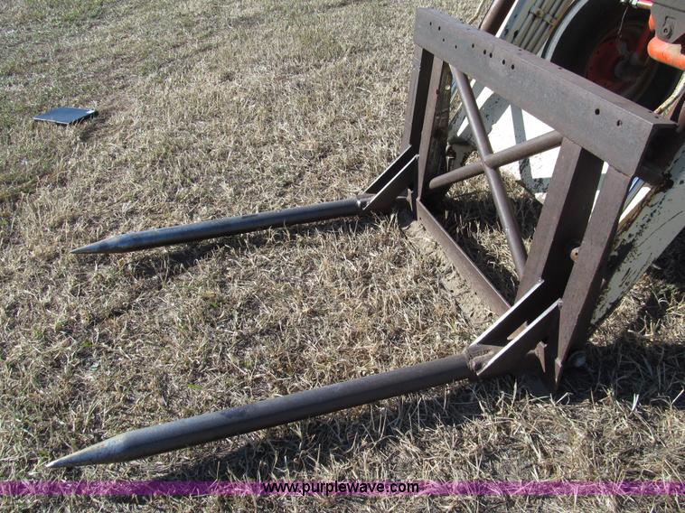 image for item G9724 1969 Case 930 Comfort King tractor