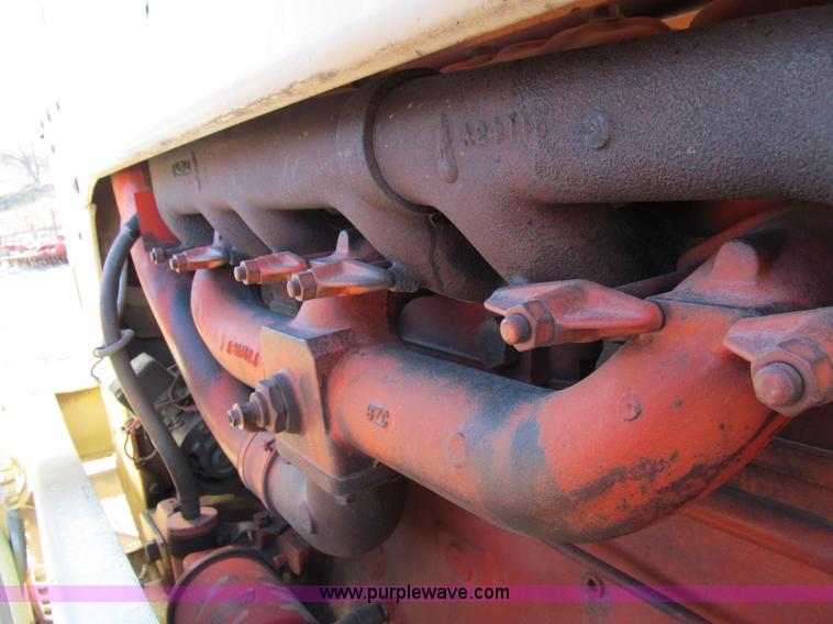 image for item G9724 1969 Case 930 Comfort King tractor