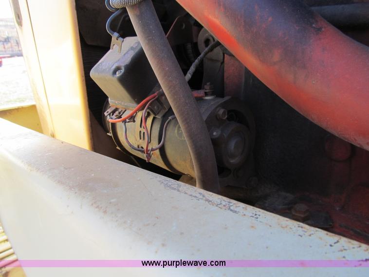 image for item G9724 1969 Case 930 Comfort King tractor