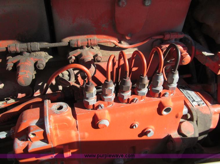 image for item G9724 1969 Case 930 Comfort King tractor