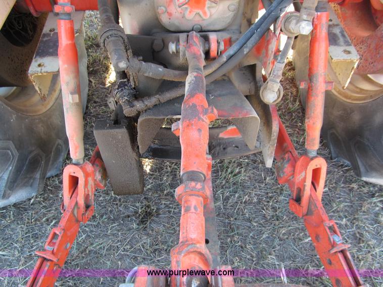 image for item G9724 1969 Case 930 Comfort King tractor