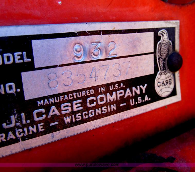 image for item G9724 1969 Case 930 Comfort King tractor