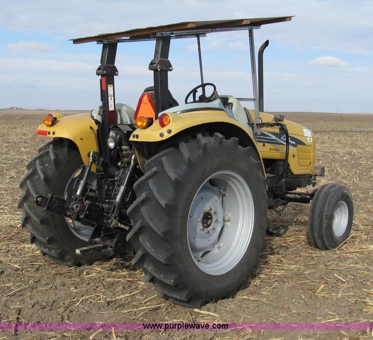 image for item G9727 2004 Caterpillar Challenger MT455B tractor