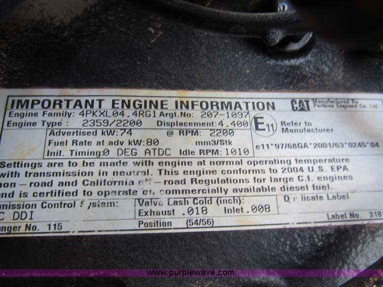 image for item G9727 2004 Caterpillar Challenger MT455B tractor
