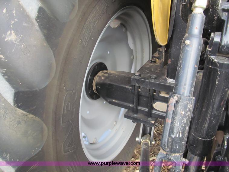 image for item G9727 2004 Caterpillar Challenger MT455B tractor